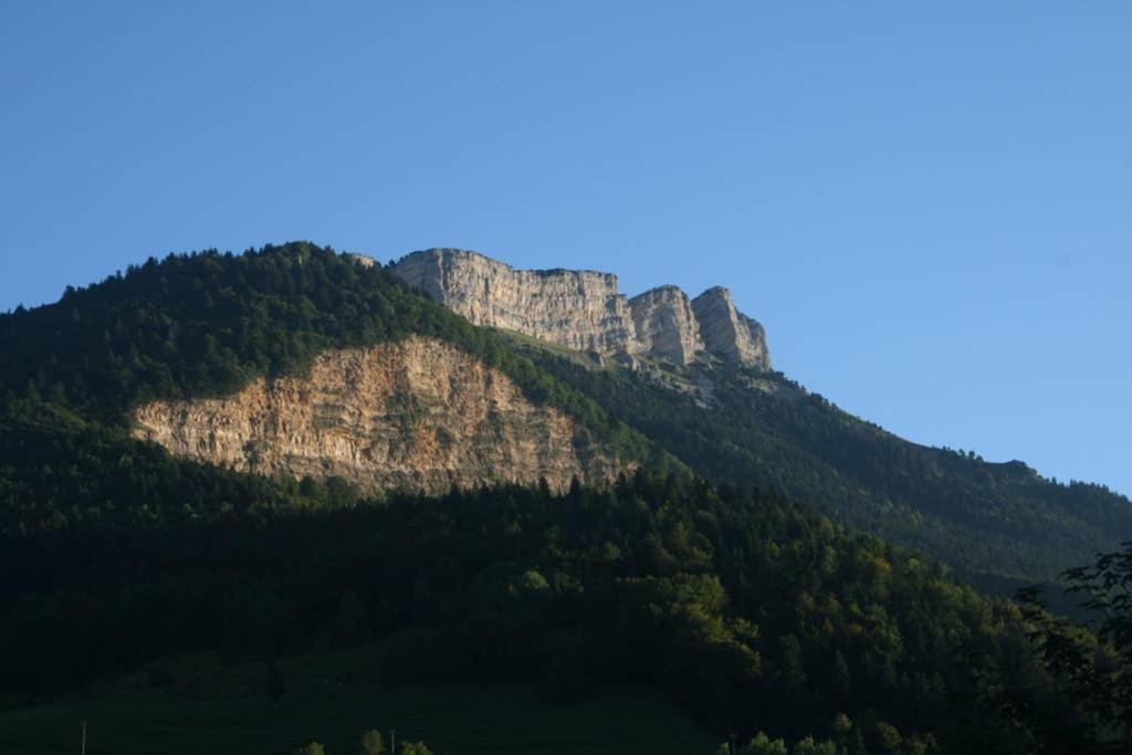 Gite Le Wallis Le Sappey-en-Chartreuse Exteriör bild